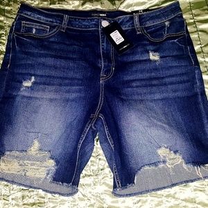 Fashion Nova Bermuda Jean Shorts size 16 NWT